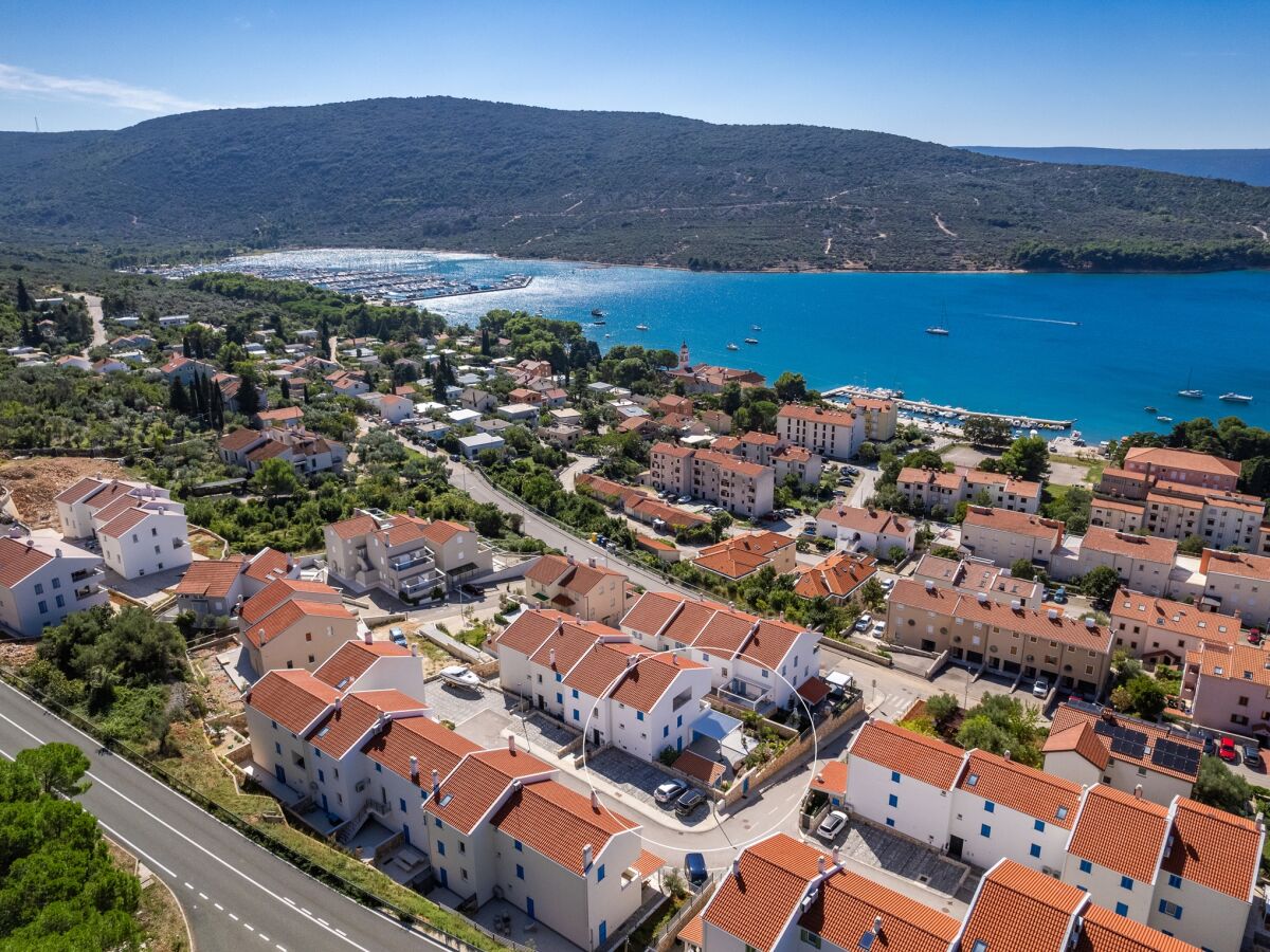Apartment Apartment Sunshine Cres with Terrace - Outdoor photo 4