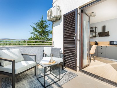 Holiday apartment Luxe Marceta 8 with Jacuzzi and Pool - Features photo 9