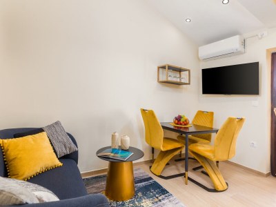 Holiday apartment Luxe Marceta 6 with Pool - Features photo 18