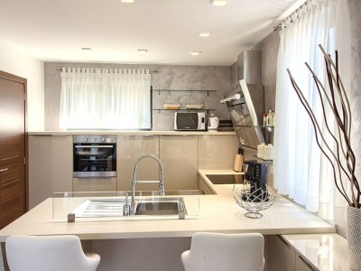 Villa Luxoria with private pool and jacuzzi - Features photo 16