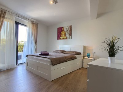 Villa Luxoria with private pool and jacuzzi - Features photo 24