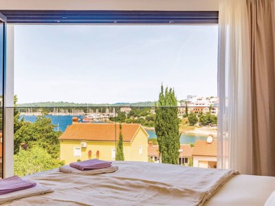 Villa Luxoria with private pool and jacuzzi - Features photo 32