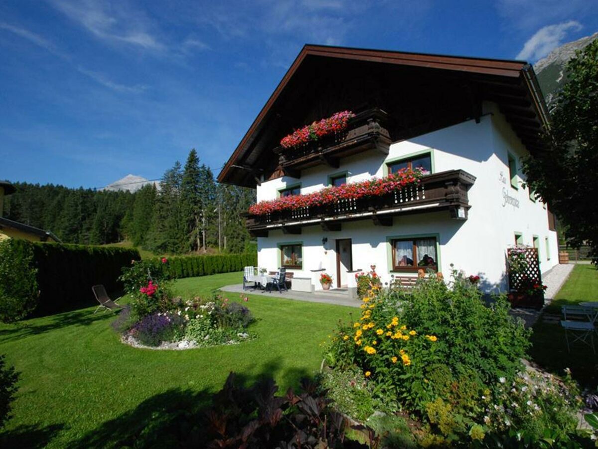 Apartment Ferienwohnung "Alpenrose"