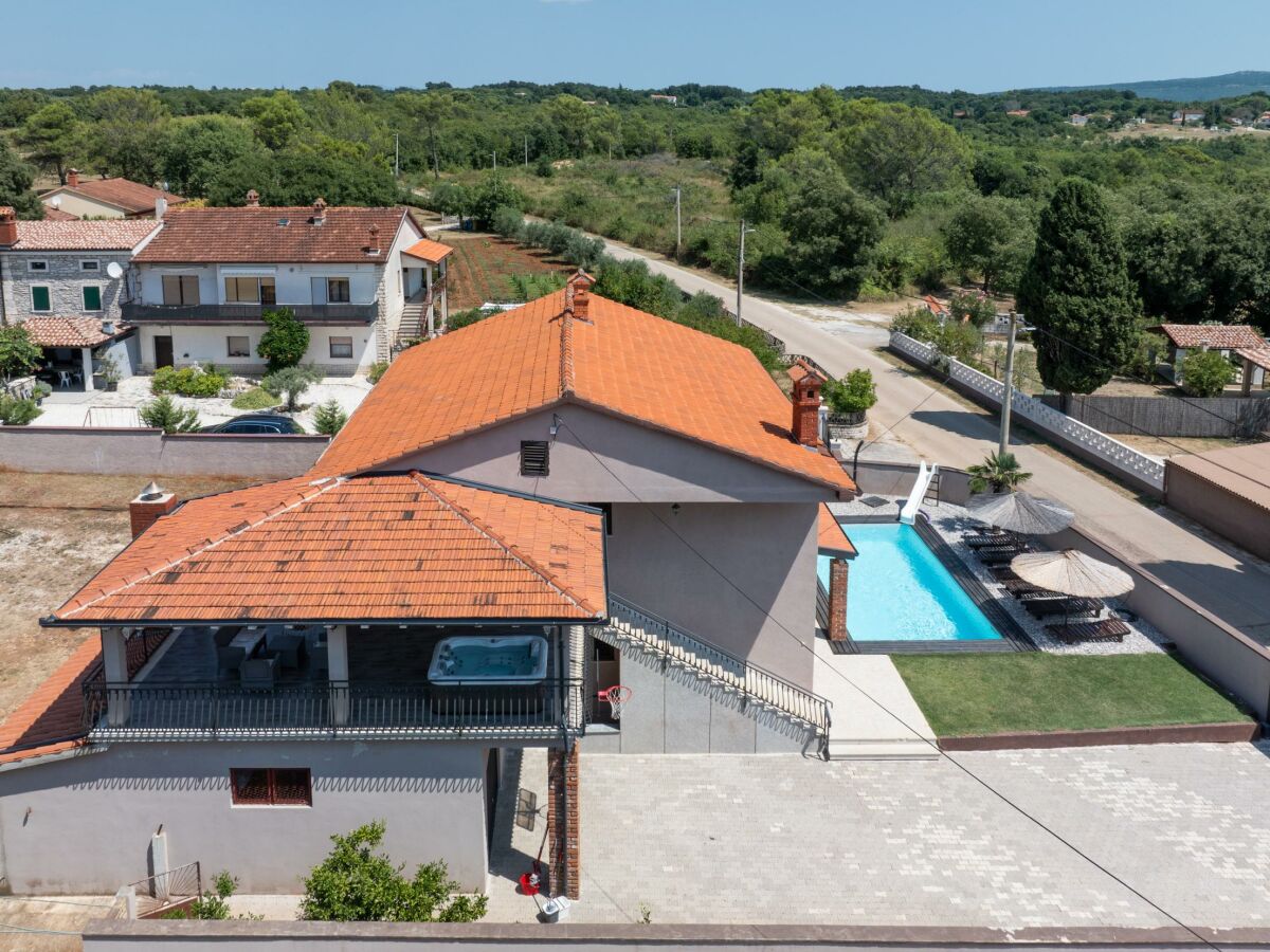 Villa 7 Schlafzimmer Villa in der Nähe von Pula - Outdoor photo 5