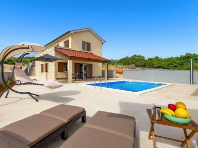 Villa Giulietta with heated pool and sea view - Outdoor photo 10