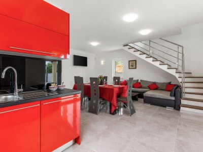 Villa Giulietta with heated pool and sea view - Features photo 16