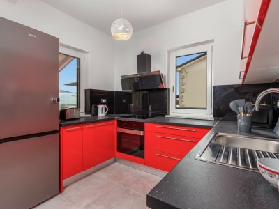 Villa Giulietta with heated pool and sea view - Features photo 18