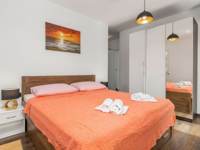 Villa Giulietta with heated pool and sea view - Features photo 20