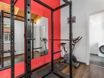 Villa Giulietta with heated pool and sea view - Features photo 33