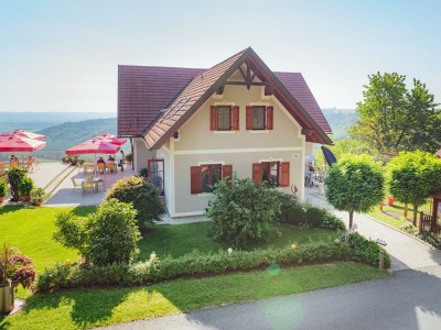 Apartment Ferienwohnung mit Terrasse - Outdoor photo 9