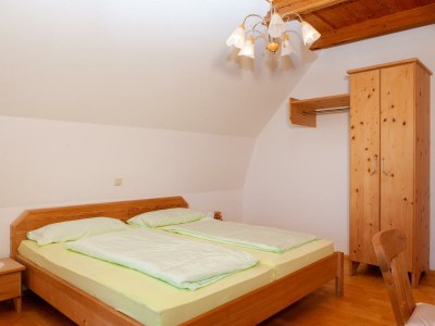 Holiday room Weingartenappartement mit Balkon | 2 Doppelzimmer - Features photo 13