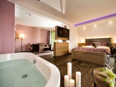 Holiday room Rosensuite - 1 Nacht inkl. Therme - Outdoor photo 7