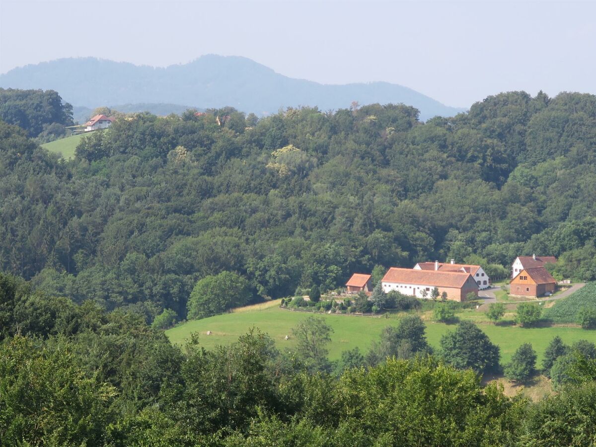 Apartment Ferienhaus, Dusche und Bad, WC