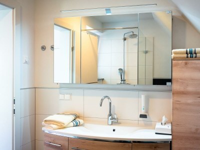 Apartment Ferienwohnung OG mit 1 Schlafraum - Features photo 17