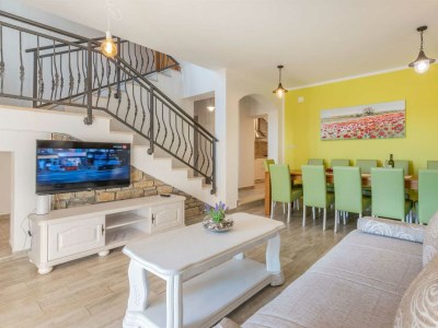 Villa Villa Tupljak: Your Scenic Hilltop Haven in the Heart of Istria - Features photo 17