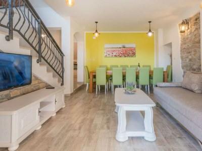 Villa Villa Tupljak: Your Scenic Hilltop Haven in the Heart of Istria - Features photo 19