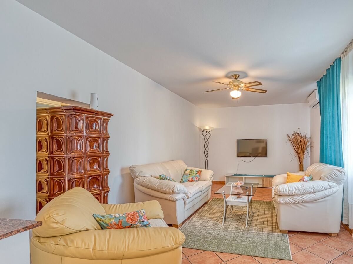 Apartment Apartment Gaby with Balcony - Features photo 5