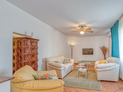 Apartment Apartment Gaby with Balcony - Features photo 5