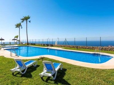 Apartment Coastal Apartment Escape - Outdoor photo 8