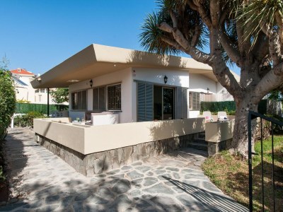 Holiday house Belvilla von OYO Strandhaus Adelfas - Outdoor photo 6