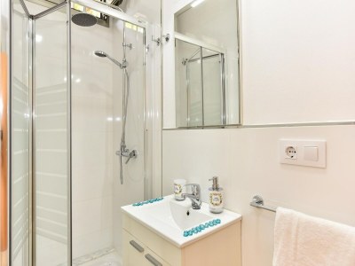 Holiday house Belvilla von OYO Strandhaus Adelfas - Features photo 22