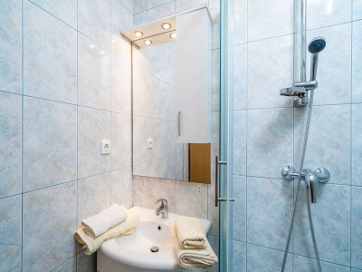 Apartment Apartments Zarac - One Bedroom Apartment with Terrace - Features photo 20