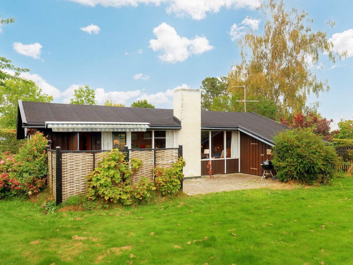 Holiday house 4 person holiday home in Frørup-By Traum