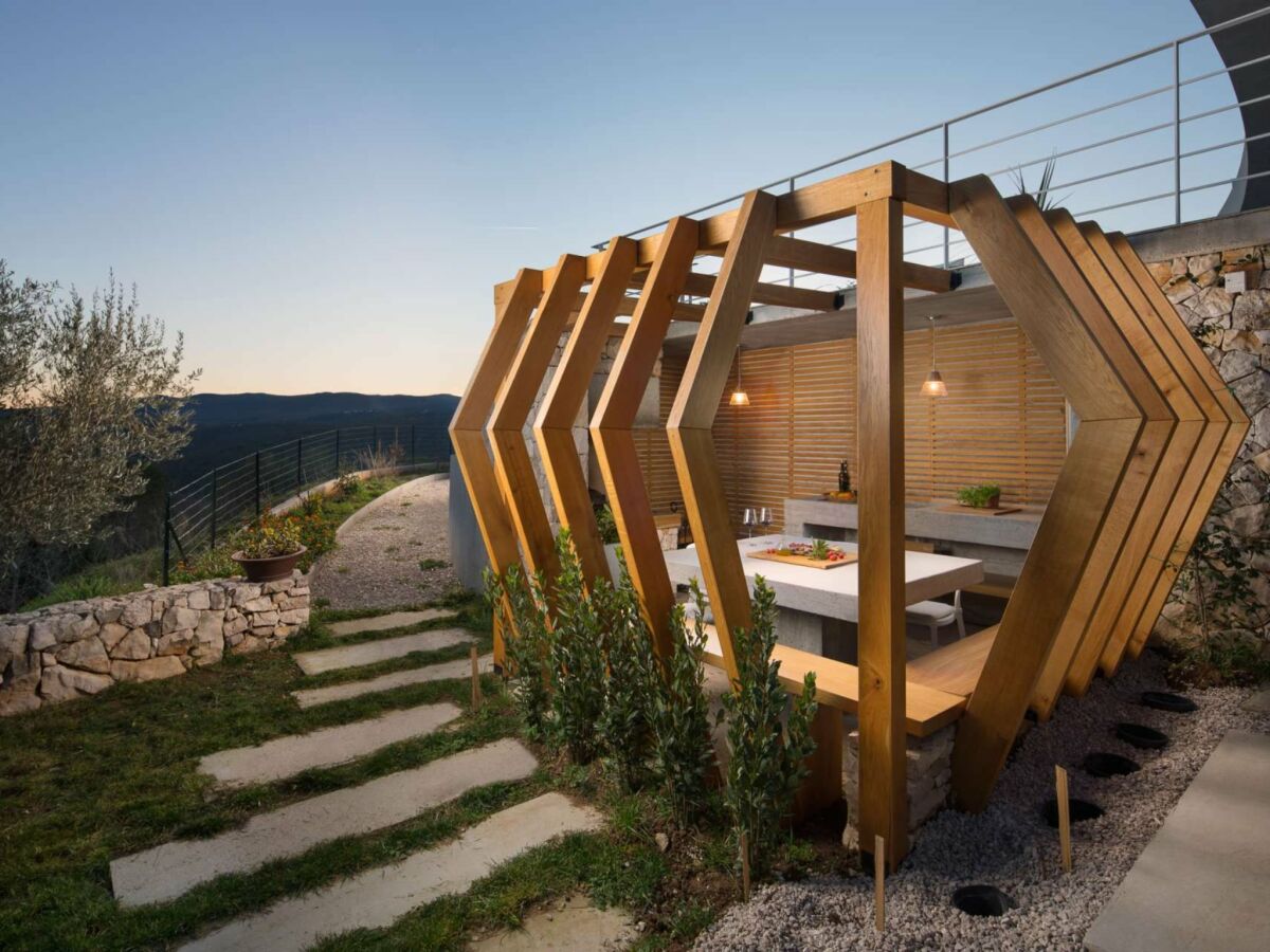 Holiday house Geräumige Villa mit Pool - Outdoor photo 4