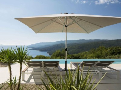 Holiday house Geräumige Villa mit Pool - Outdoor photo 14