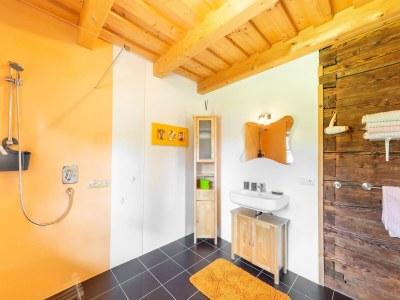 Holiday house Chalet Schwarzenberg nahe Skilift & Bach - Features photo 18