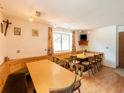 Cottage Chalet in St. Gallenkirch near Ski Lift - Features photo 12