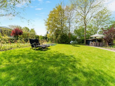 Holiday house Luxury chalet near Ouddorp with garden - Outdoor photo 10