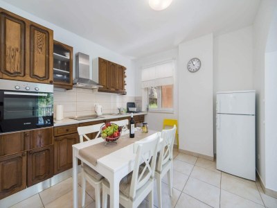 Apartment Apartments Ema-Two Bedroom Apartment with Sea View ( Perla ) - Features photo 9