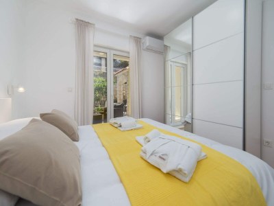 Apartment Apartments Ema-Two Bedroom Apartment with Sea View ( Perla ) - Features photo 11