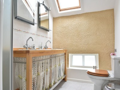 Holiday house Ferienhaus mit großem Garten - Features photo 34