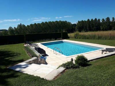 Holiday house Holiday home with pool in Verteillac - Outdoor photo 6