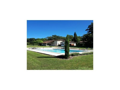 Holiday house Holiday home with pool in Verteillac - Outdoor photo 13