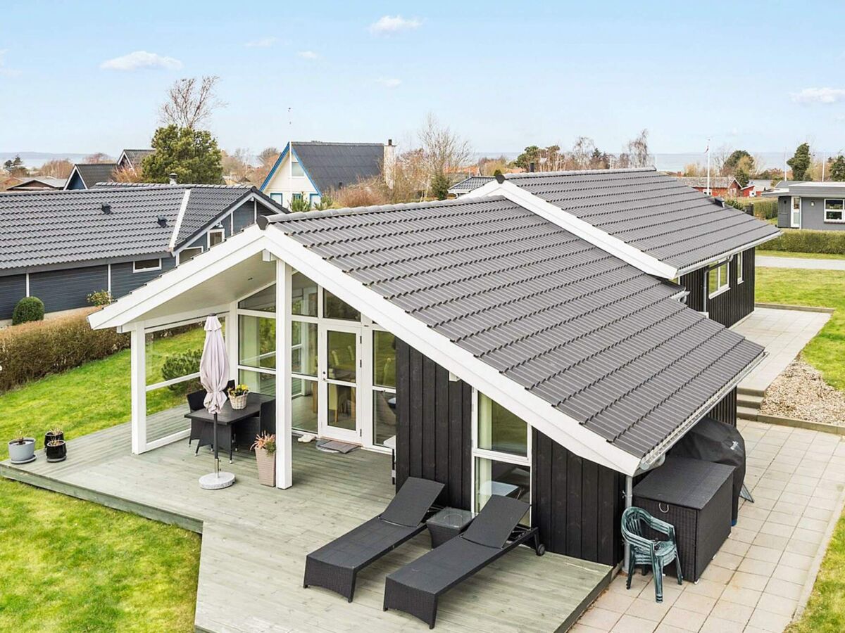 Holiday house 8 person holiday home in Bogense-By Traum - Outdoor photo 3