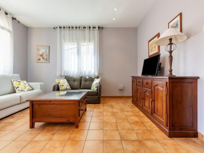 Holiday house Belvilla by OYO Amfora Almogavers - Features photo 32