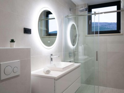 Holiday house Stylish Stay with Hot Tub - Features photo 15