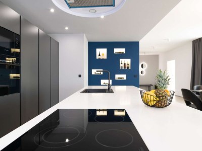 Holiday house Stylish Stay with Hot Tub - Features photo 30