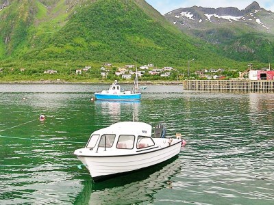 Holiday house 8 person holiday home in Arnøyhamn - Outdoor photo 18