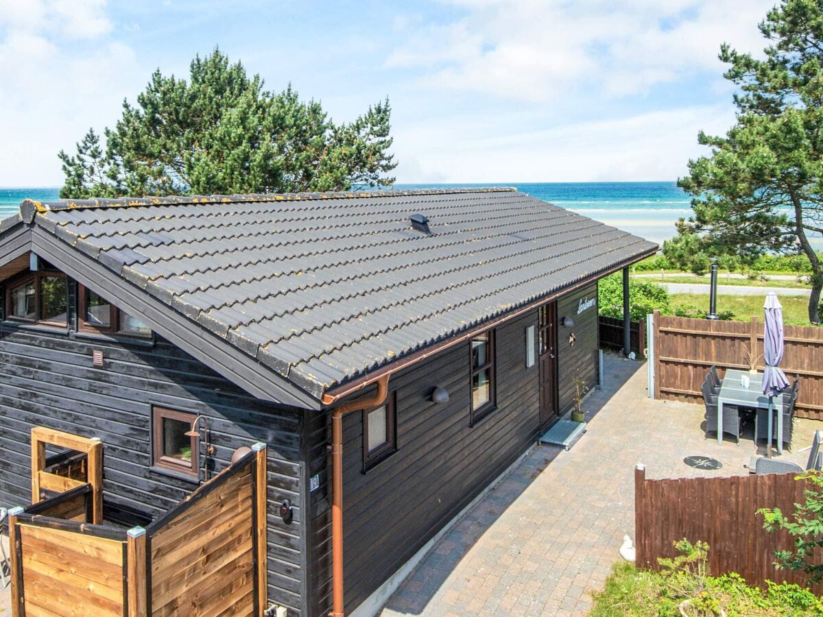 Holiday house 4 person holiday home in Glesborg - Outdoor photo 2