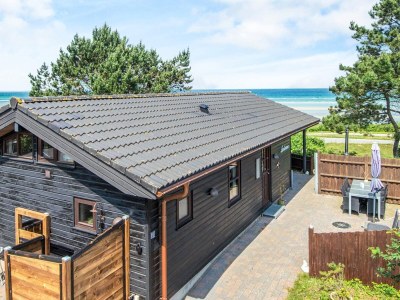 Holiday house 4 person holiday home in Glesborg - Outdoor photo 2