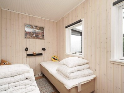 Holiday house 6 Personen Ferienhaus in Højby-By Traum - Outdoor photo 9