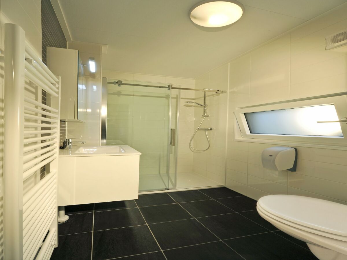 caravan Chalet in Tyrol near Ski Slopes - Features photo 4