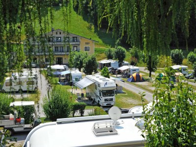 caravan Chalet in Tyrol near Ski Slopes - Environment photo 12