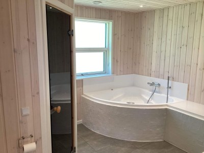 Holiday house 8 person holiday home in Hals-By Traum - Outdoor photo 11