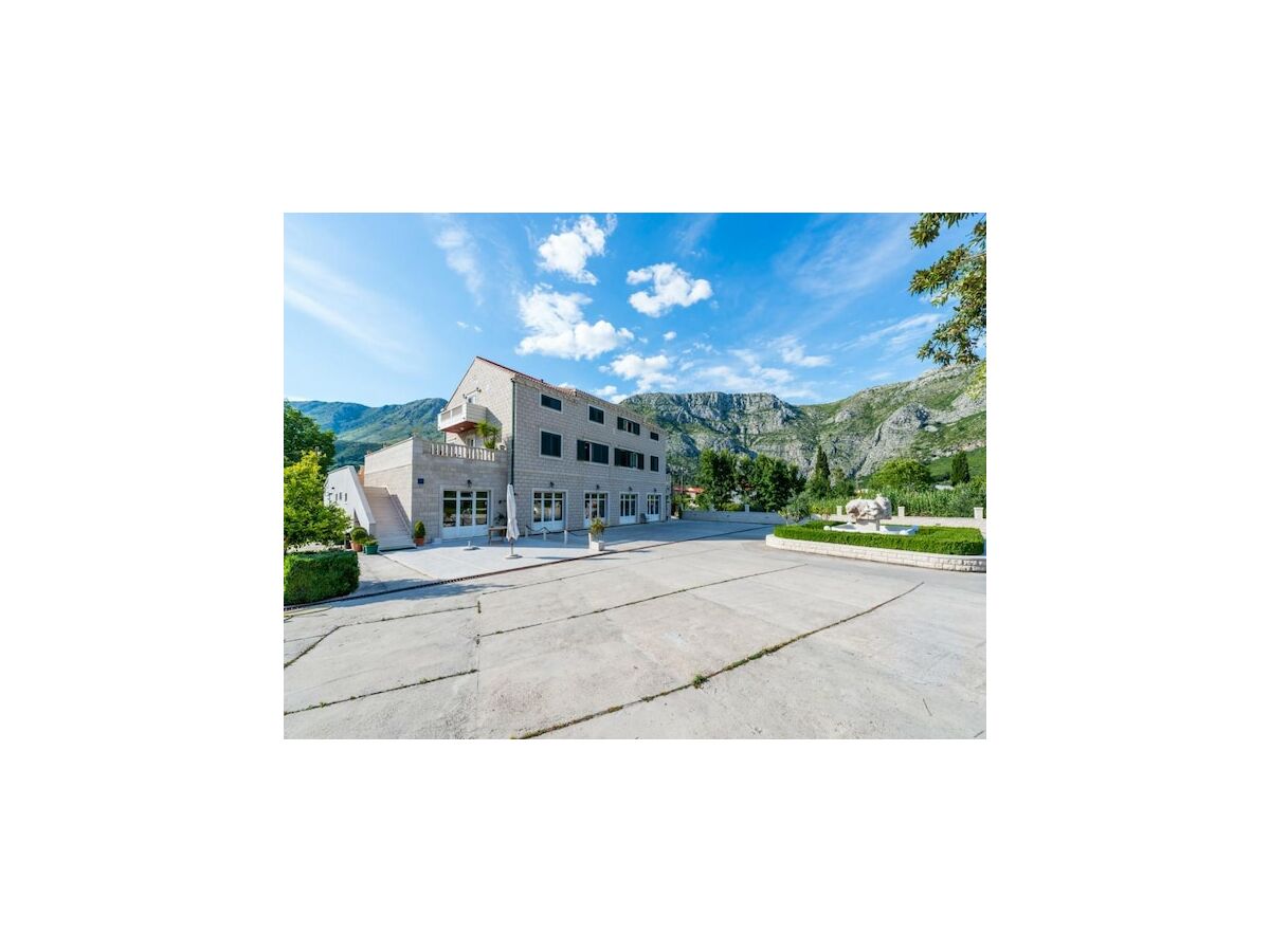 Apartment Apartments Azzurro- One Bedroom Apartment with Terrace and Hot Tub