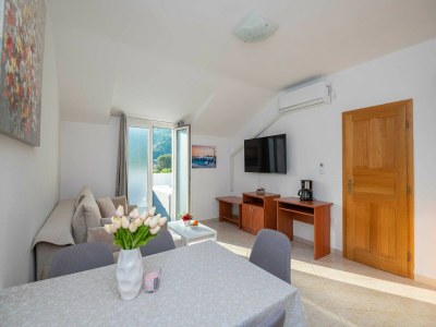 Apartment Apartments Azzurro- One Bedroom Apartment with Terrace and Hot Tub - Features photo 8
